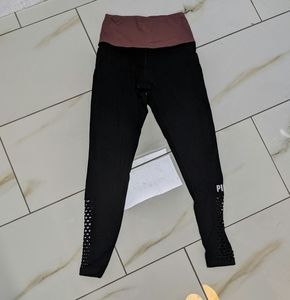 PINK Victoria's Secret Ultimate leggings